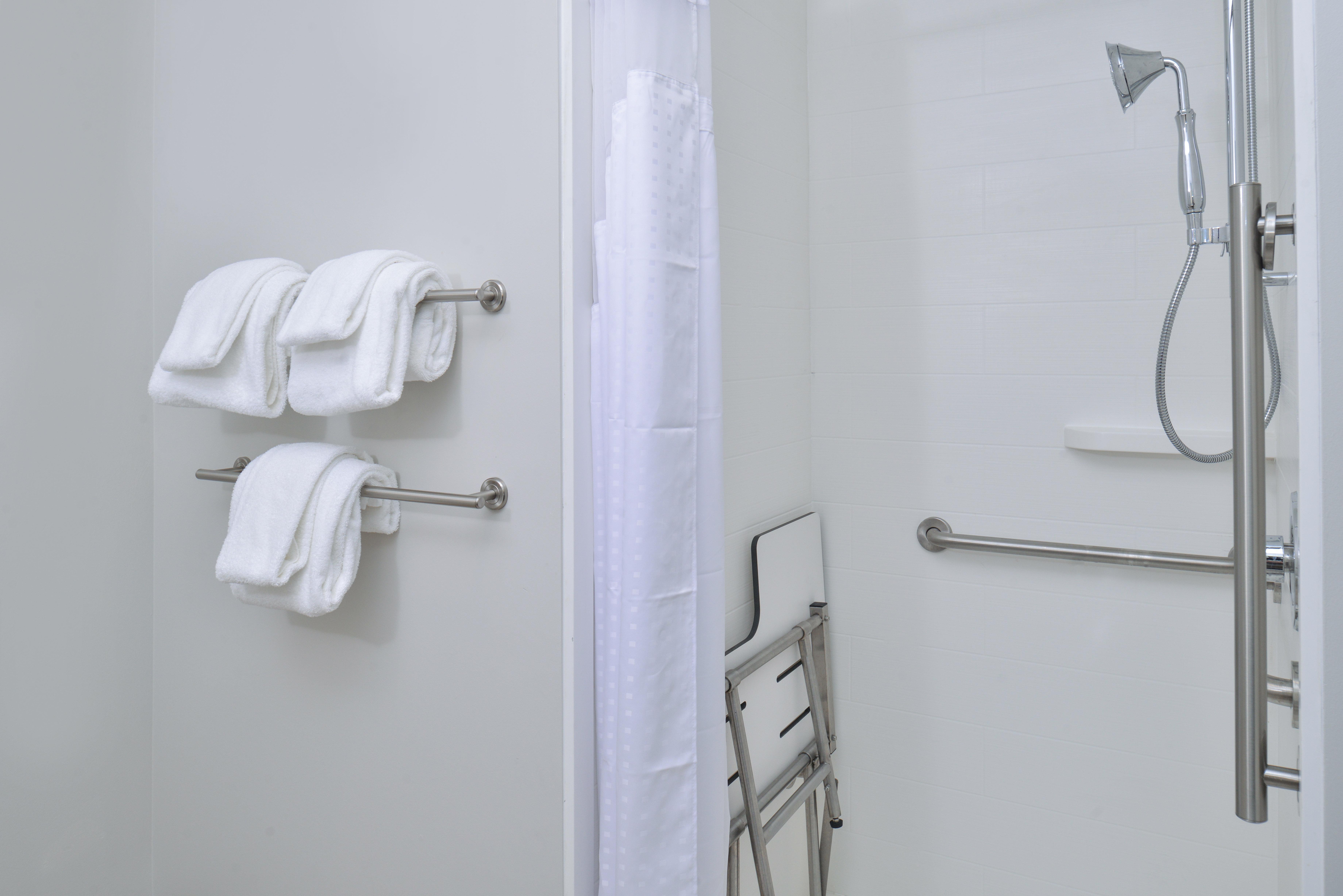 Holiday Inn Express & Suites Farmington Hills - Detroit By Ihg Esterno foto