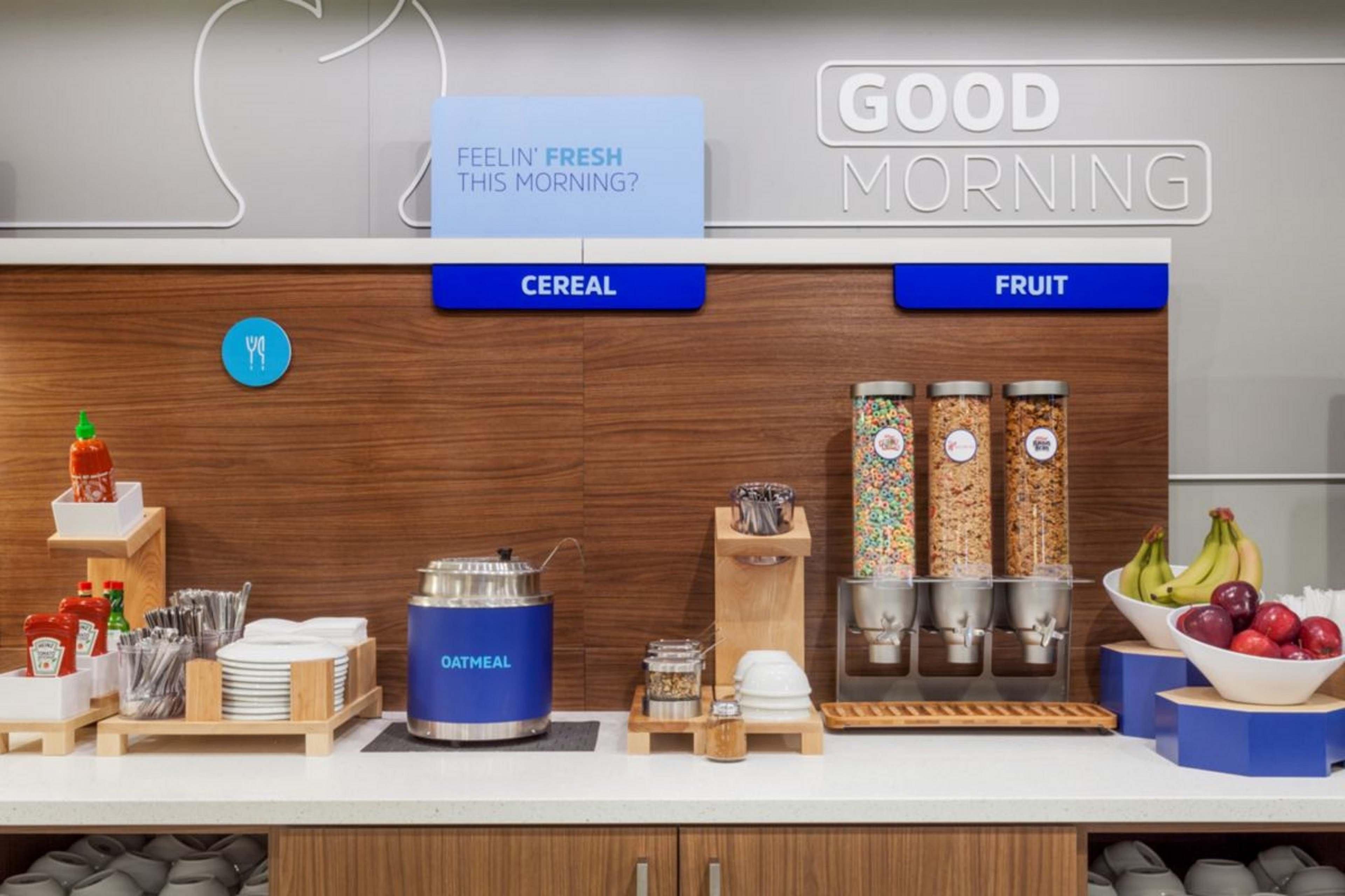 Holiday Inn Express & Suites Farmington Hills - Detroit By Ihg Esterno foto