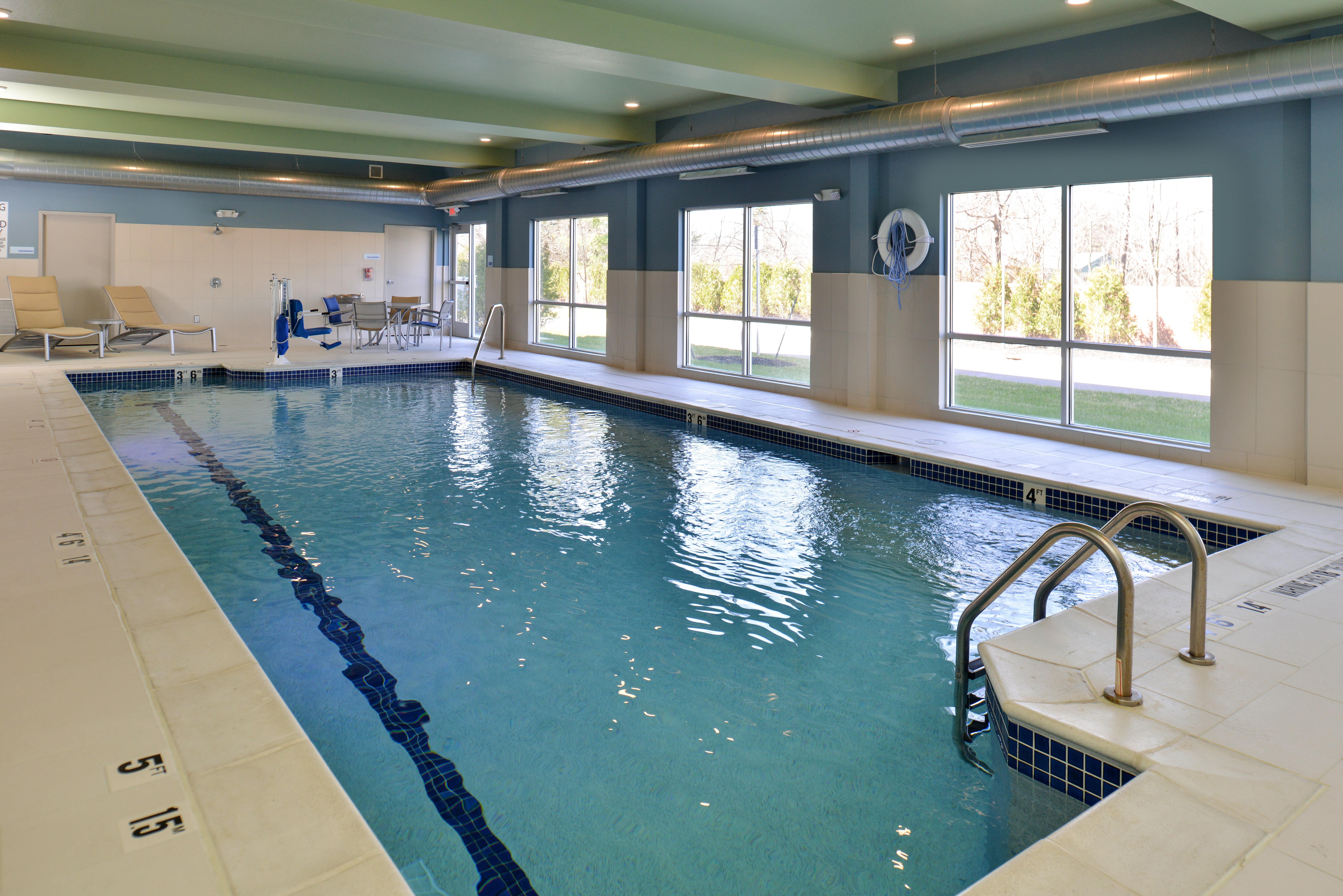 Holiday Inn Express & Suites Farmington Hills - Detroit By Ihg Esterno foto